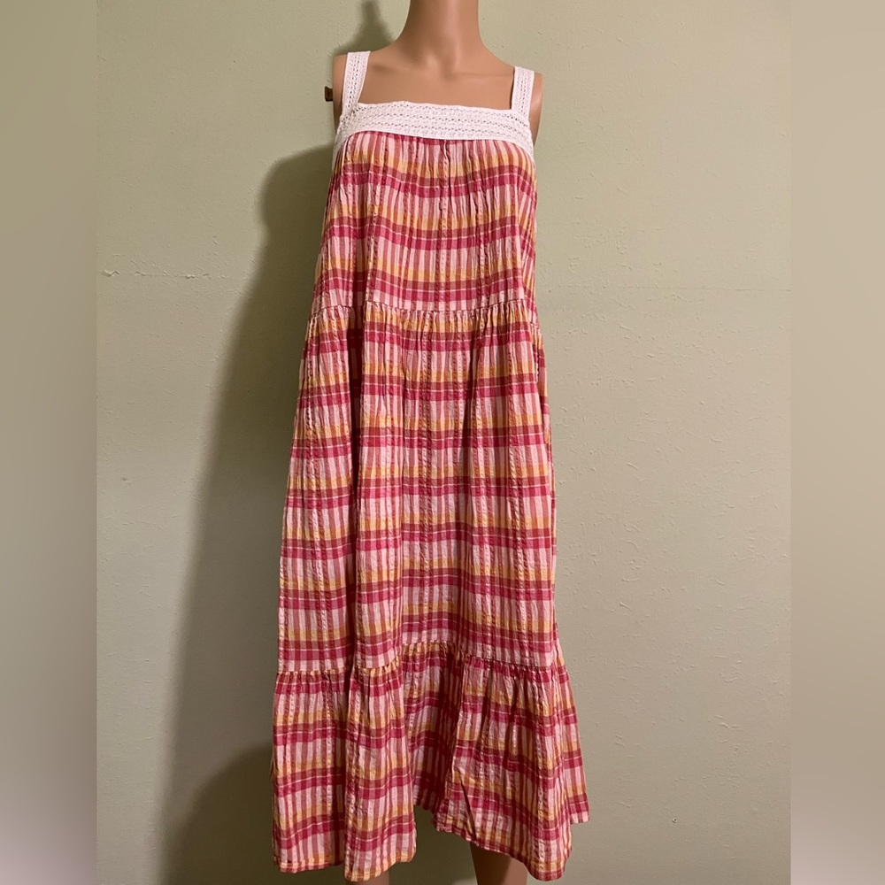 Women’s dress size XL
